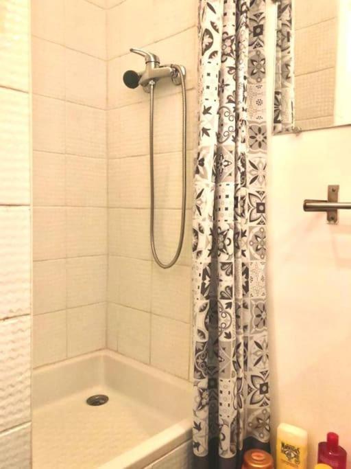 Habitation Cassiopee Apartment Paris Exterior photo